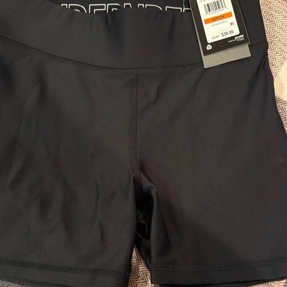 Under Armour Women's Black Bike Shorts